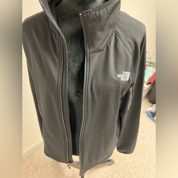 Mens medium north face jacket - Picture 2 of 8